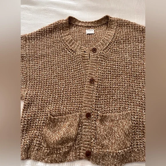 Esby Ashley Cardigan - Picture 5 of 12